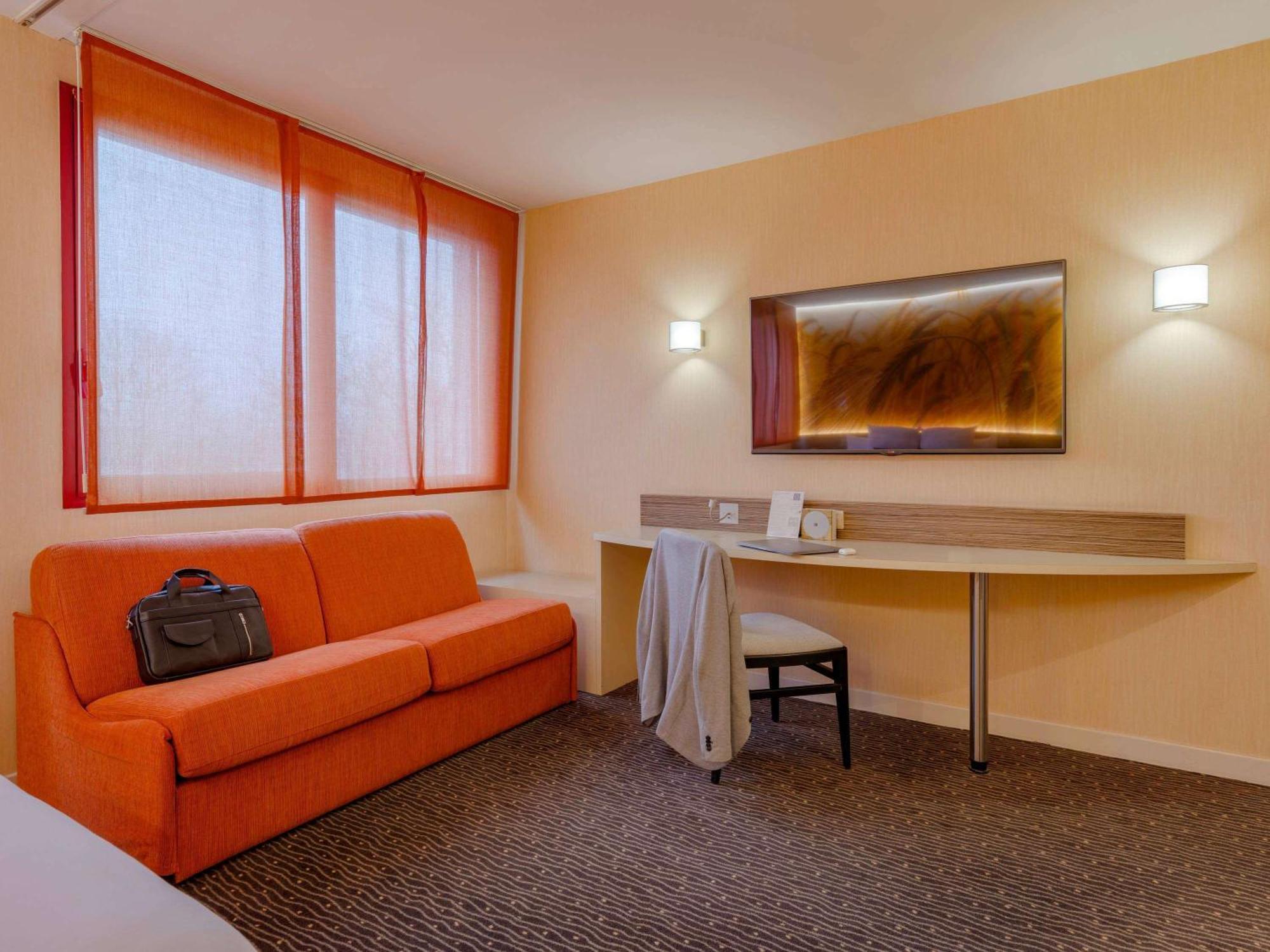 Mercure Lyon Est Villefontaine Zewnętrze zdjęcie