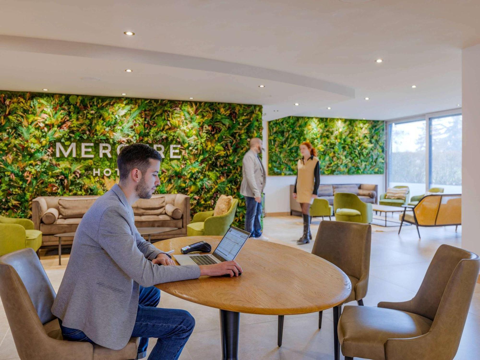 Mercure Lyon Est Villefontaine Zewnętrze zdjęcie